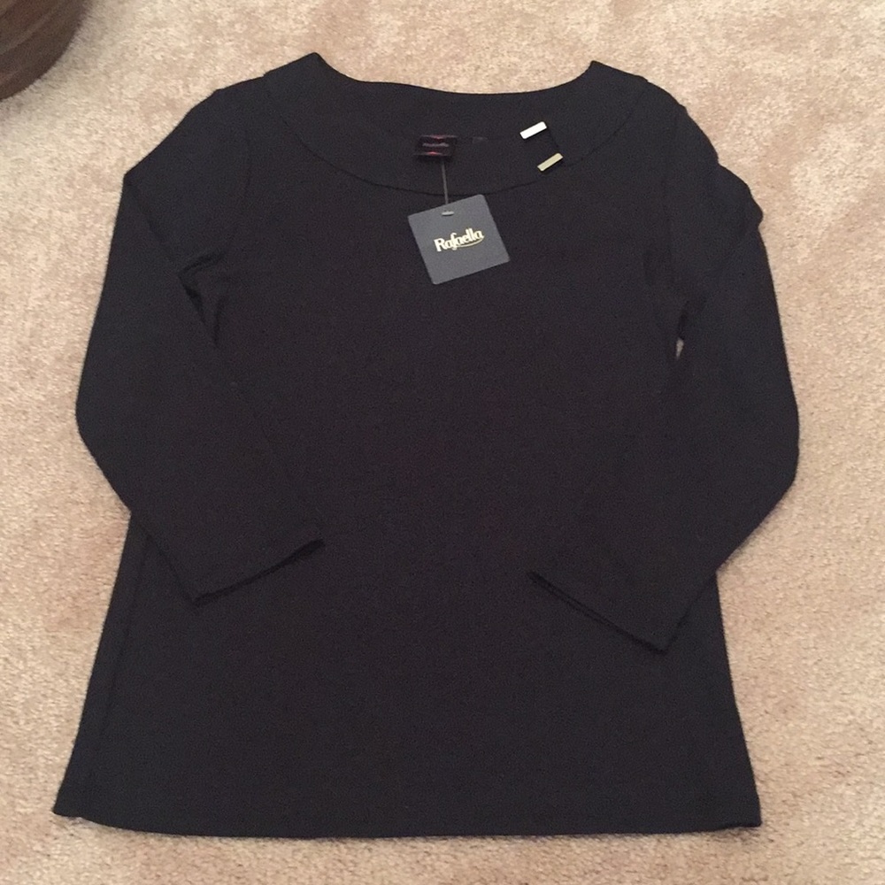 NWT black top